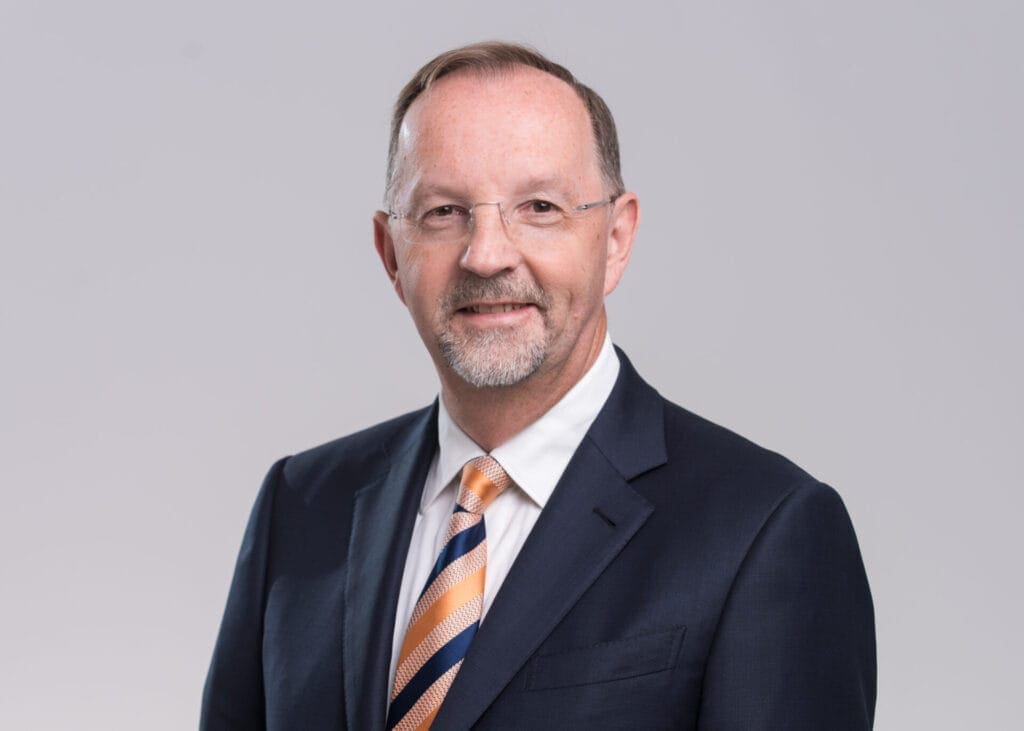 Change at the top of ALTANA’s Supervisory Board 1 EURO COSMETICS Magazine • Change at the top of ALTANA’s Supervisory Board • Euro Cosmetics • Euro Cosmetics