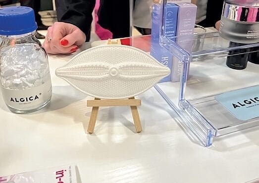 Exhibition Report: InCosmetics Global Paris April 2024 1 EURO COSMETICS Magazine • Exhibition Report: InCosmetics Global Paris April 2024 • Theresa Callaghan • Theresa Callaghan