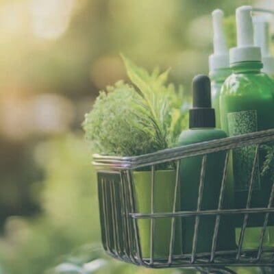 Herbal Beauty Products Market, Redefining Natural Skincare for a Sustainable Future 11 EURO COSMETICS Magazine • Herbal Beauty Products Market, Redefining Natural Skincare for a Sustainable Future • Ajit Lomate • Ajit Lomate