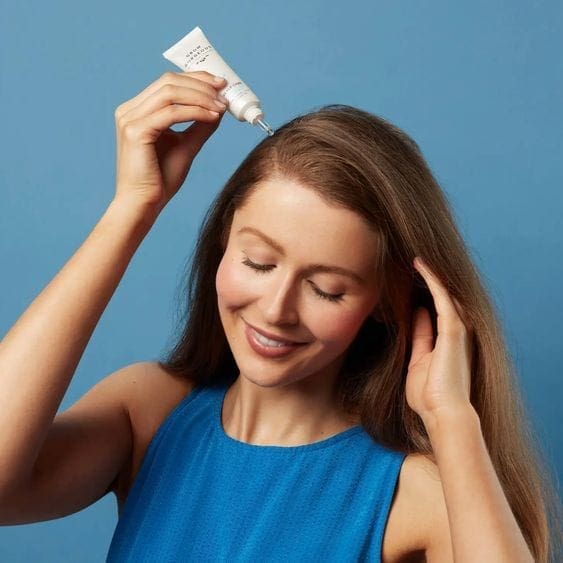 Skinification of the Hair: the latest trends to substantiate new claims 2 EURO COSMETICS Magazine • Skinification of the Hair: the latest trends to substantiate new claims • Anne Charpentier, Skinobs • Anne Charpentier, Skinobs