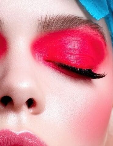 COLOR WITHOUT BORDERS: NEW TRENDS 2 EURO COSMETICS Magazine • COLOR WITHOUT BORDERS: NEW TRENDS • John Jiménez • John Jiménez