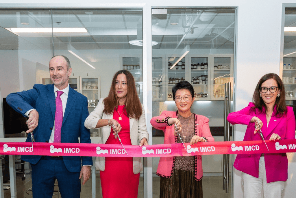 IMCD opens new Beauty & Personal Care laboratory in Brea, California 1 EURO COSMETICS Magazine • IMCD opens new Beauty & Personal Care laboratory in Brea, California • Euro Cosmetics • Euro Cosmetics